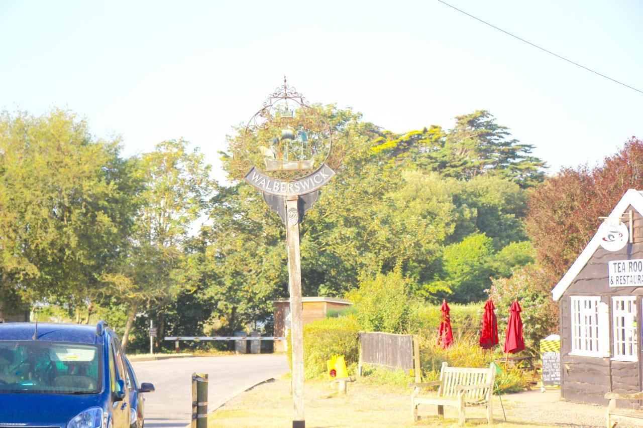 Romantic Flint Cottage On The Suffolk Coast Saxmundham Eksteriør bilde